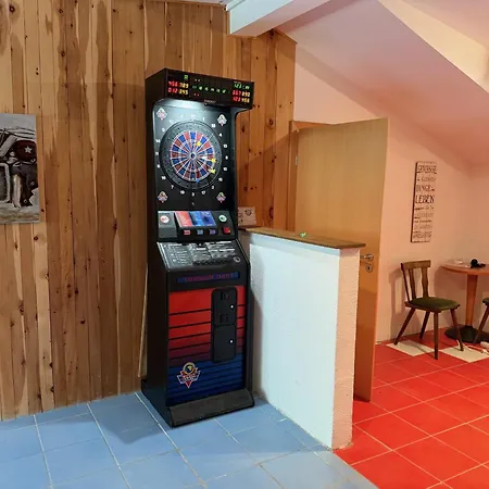 Alpenlodge, 17 * تيرسي